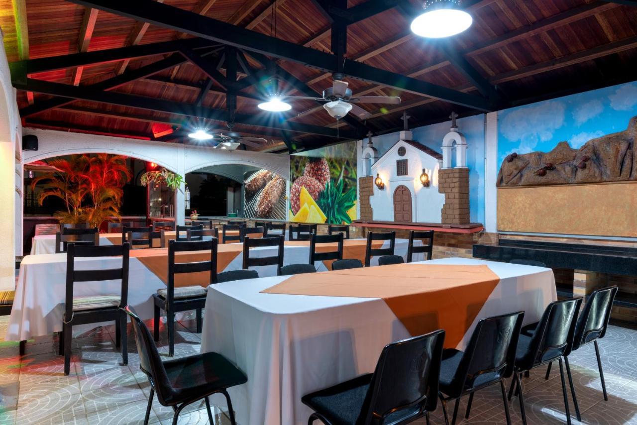 Hotel Chicamocha Букараманга Экстерьер фото